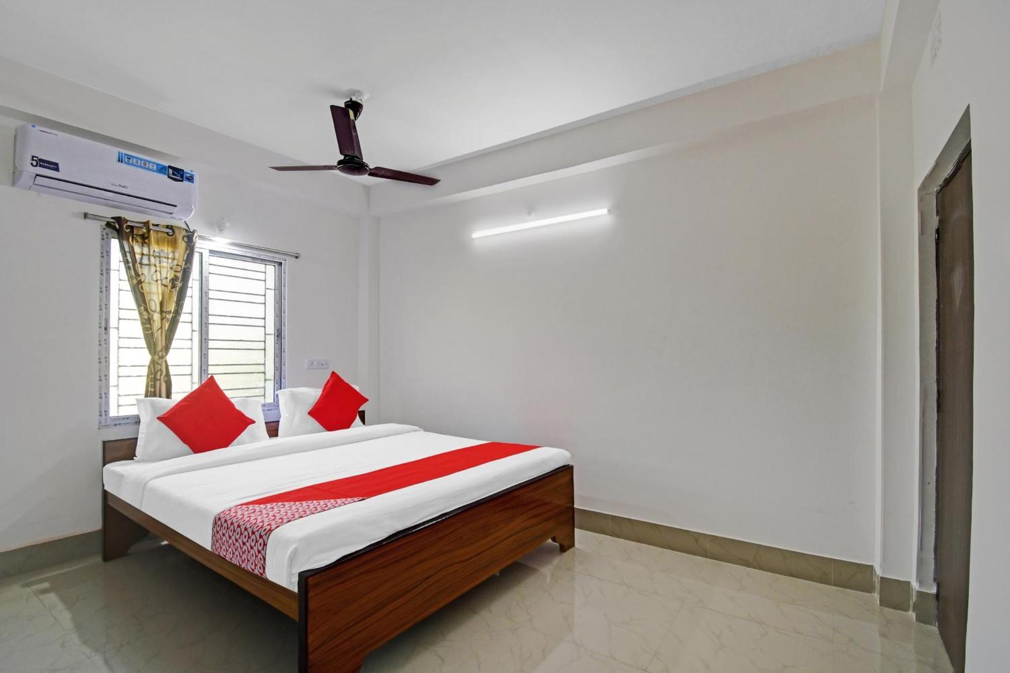 Super Hotel O Grand Eden Калькутта Экстерьер фото