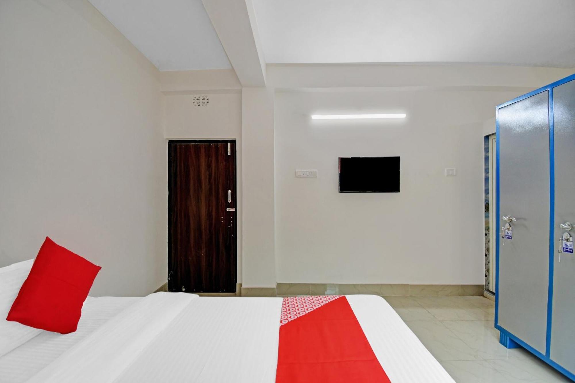 Super Hotel O Grand Eden Калькутта Экстерьер фото